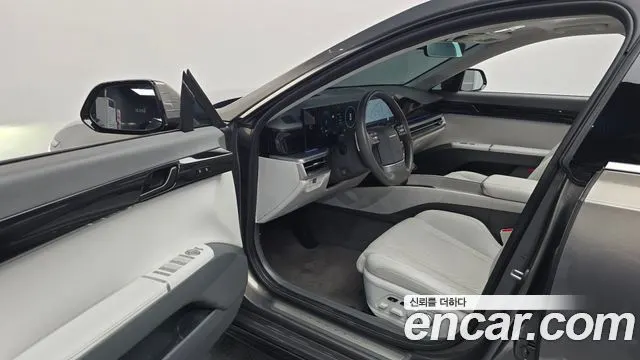 HYUNDAI GRANDEUR 2023 — 83 793 км, светло-золотистый, Корея — под ключ — фото 10
