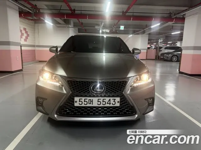 LEXUS CT200H 2018 — 36 438 км, серебристо-серый, Корея — под ключ — фото 12