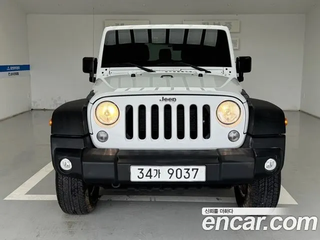 JEEP WRANGLER 2017 — 112 348 км, белый, Корея — под ключ — фото 1