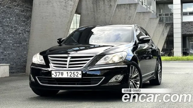 HYUNDAI GENESIS — из Кореи под ключ