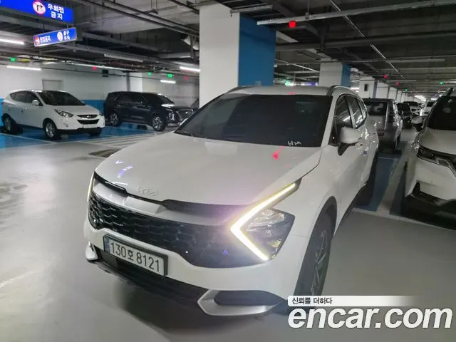 KIA SPORTAGE HYBRID 2024 — 30 279 км, белый, Корея — под ключ — фото 12