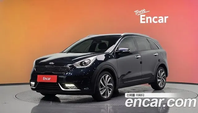 KIA NIRO 2017 — 102 998 км, синий, Корея — под ключ — фото 2