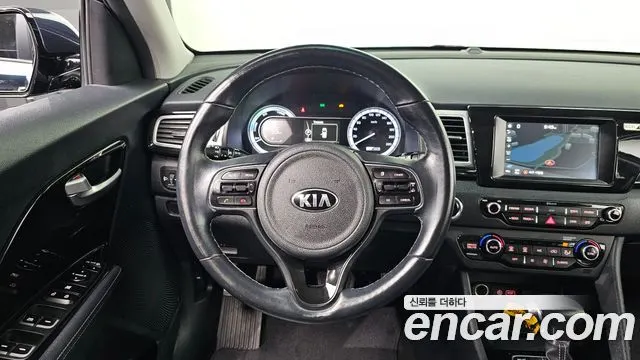 KIA NIRO 2017 — 102 998 км, синий, Корея — под ключ — фото 12