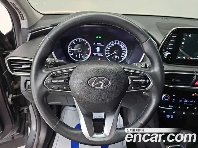 HYUNDAI SANTA FE 2019 — 230 675 км, салатовый, Корея — под ключ — фото 9