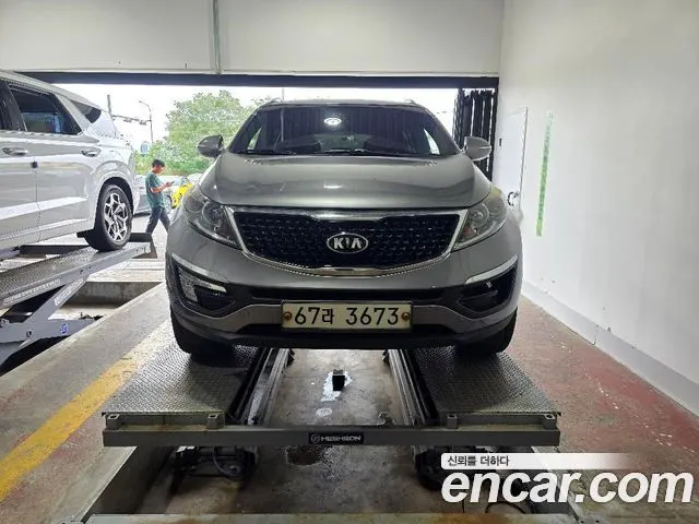KIA SPORTAGE R 2015 — 244 156 км, серебристо-серый, Корея — под ключ — фото 1