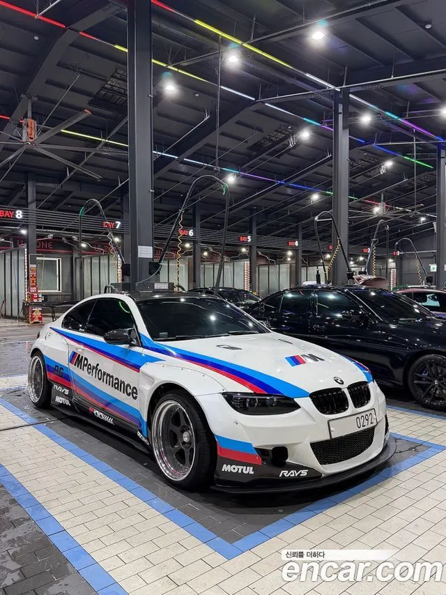 BMW M3 2010 — 190 000 км, белый, Корея — под ключ — фото 2