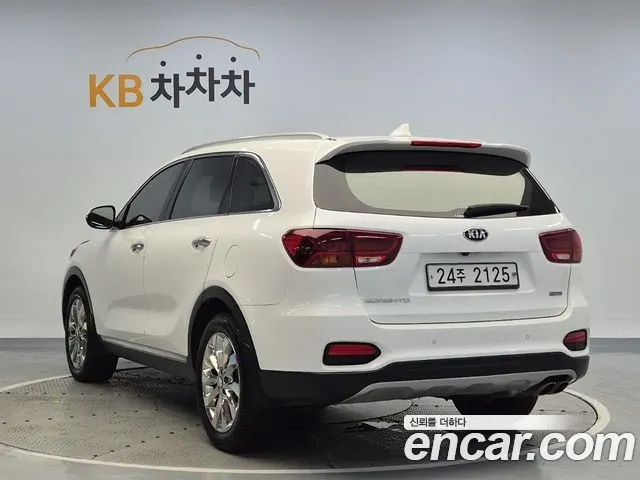 KIA SORENTO 2018 — 191 930 км, белый, Корея — под ключ — фото 2