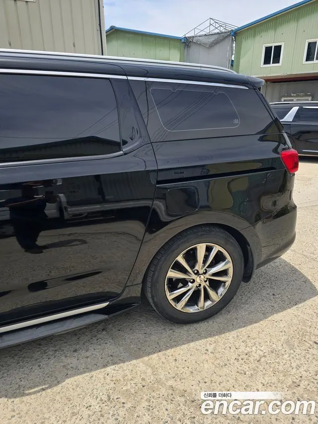 KIA CARNIVAL 2019 — 183 400 км, чёрный, Корея — под ключ — фото 5