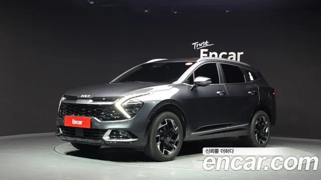 KIA SPORTAGE 2022 — 18 350 км, серый, Корея — под ключ — фото 1