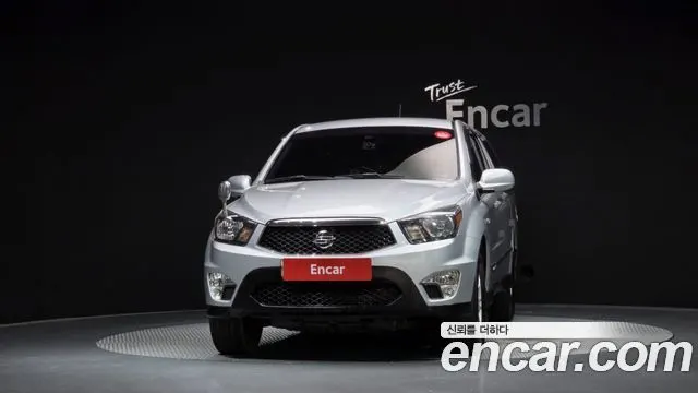 KGM KORANDO SPORTS 2016 — 180 837 км, серебристый, Корея — под ключ — фото 3