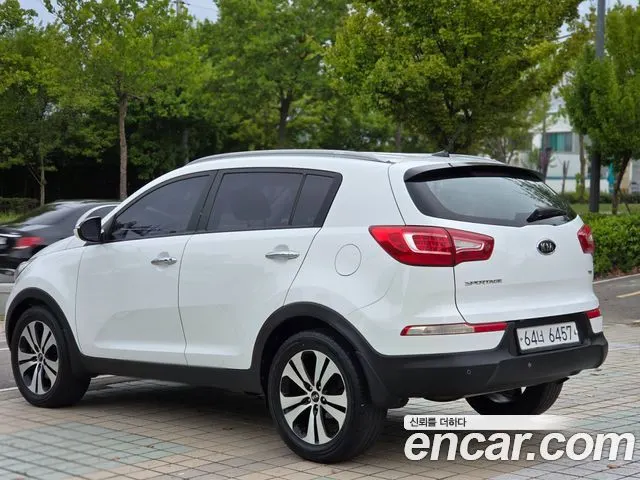KIA SPORTAGE R 2012 — 182 538 км, белый, Корея — под ключ — фото 4