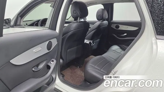MERCEDES-BENZ GLC-CLASS X253 2019 — 132 478 км, белый, Корея — под ключ — фото 12