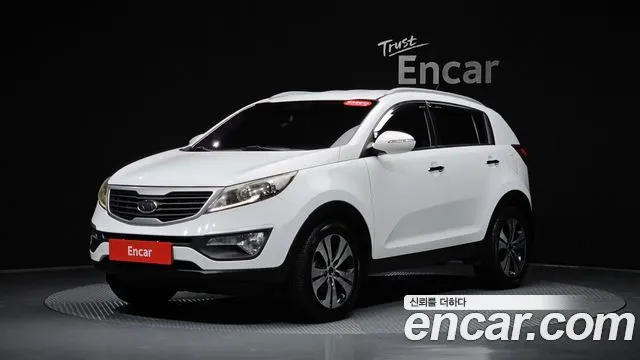 KIA SPORTAGE R 2012 — 161 846 км, белый, Корея — под ключ — фото 1