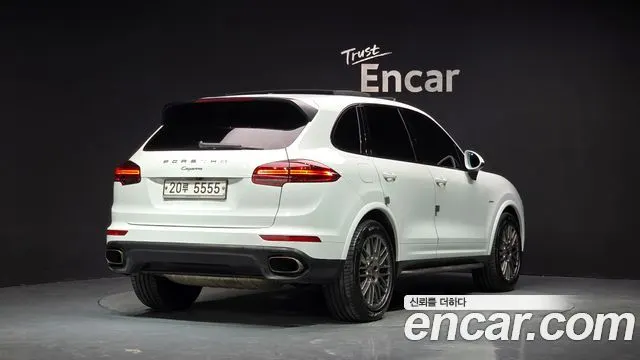 PORSCHE CAYENNE 2017 — 166 377 км, белый, Корея — под ключ — фото 2