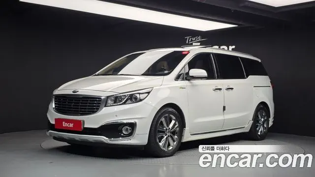 KIA CARNIVAL 2015 — 223 185 км, белый, Корея — под ключ — фото 1