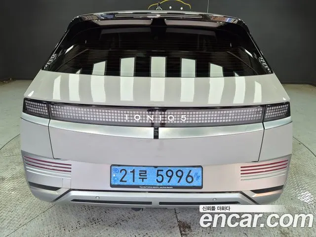 HYUNDAI IONIQ 5 2022 — 163 219 км, серебристо-серый, Корея — под ключ — фото 2