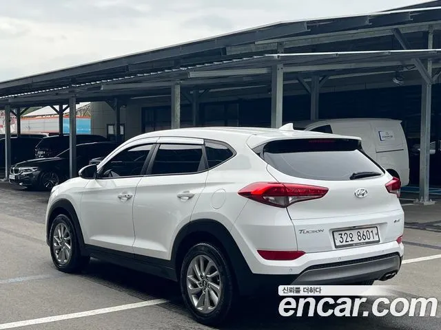 HYUNDAI TUCSON 2016 — 115 426 км, белый, Корея — под ключ — фото 4