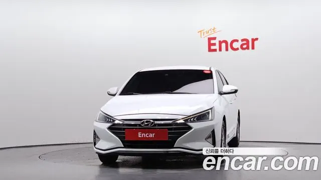 HYUNDAI AVANTE 2019 — 135 194 км, белый, Корея — под ключ — фото 3