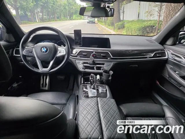 BMW 7 SERIES 2017 — 108 000 км, серебристо-серый, Корея — под ключ — фото 7