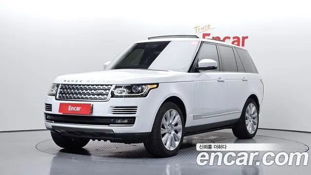 LAND ROVER RANGE ROVER 2015 — 118 593 км, белый, Корея — под ключ — фото 1