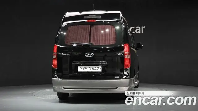 HYUNDAI GRAND STAREX 2016 — 122 850 км, чёрный, Корея — под ключ — фото 4