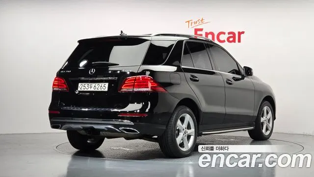 MERCEDES-BENZ GLE-CLASS W166 2018 — 87 976 км, чёрный, Корея — под ключ — фото 2