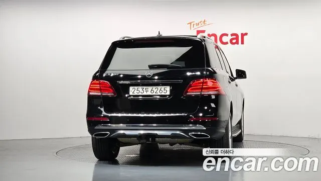 MERCEDES-BENZ GLE-CLASS W166 2018 — 87 976 км, чёрный, Корея — под ключ — фото 4