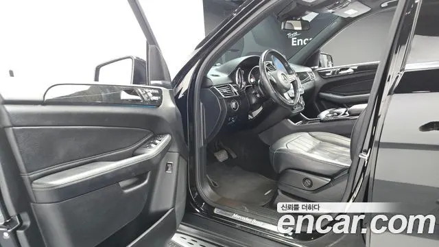 MERCEDES-BENZ GLE-CLASS W166 2018 — 87 976 км, чёрный, Корея — под ключ — фото 10