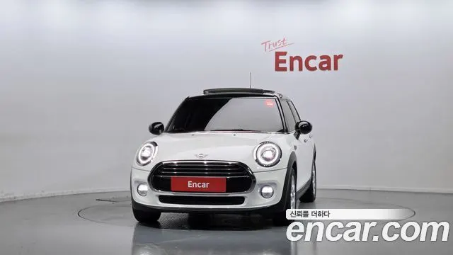 MINI COOPER 2019 — 38 048 км, белый-перламутр, Корея — под ключ — фото 3