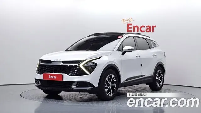 KIA SPORTAGE HYBRID 2022 — 81 237 км, белый, Корея — под ключ — фото 1
