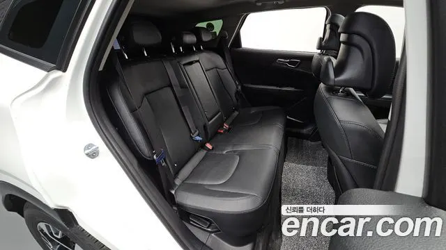 KIA SPORTAGE HYBRID 2022 — 81 237 км, белый, Корея — под ключ — фото 11