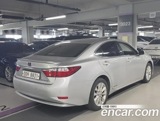 LEXUS ES300H 2013 — 244 964 км, серебристо-серый, Корея — под ключ — фото 3