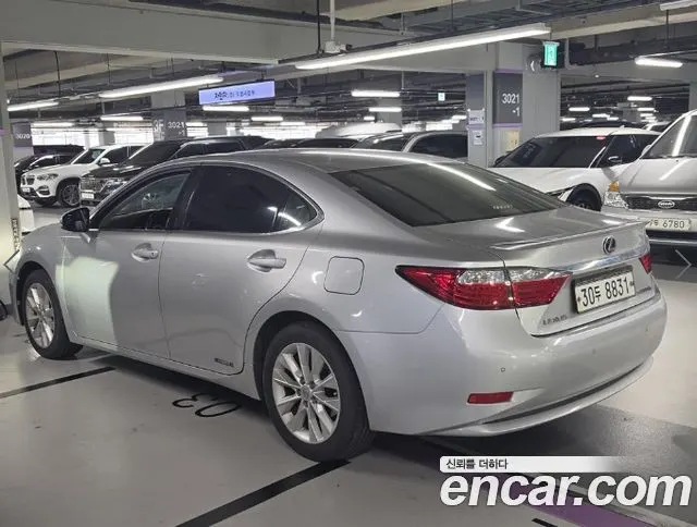 LEXUS ES300H 2013 — 244 964 км, серебристо-серый, Корея — под ключ — фото 4