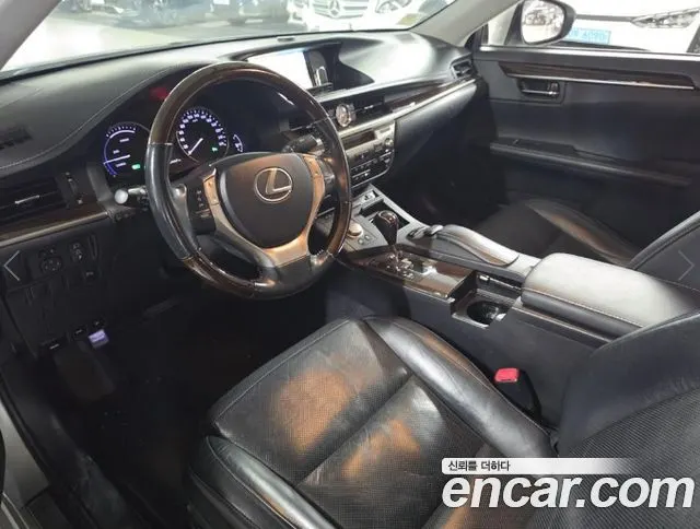 LEXUS ES300H 2013 — 244 964 км, серебристо-серый, Корея — под ключ — фото 5
