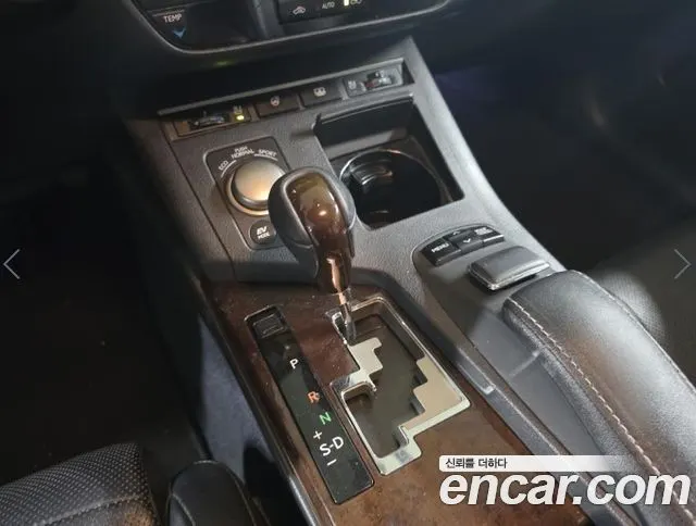 LEXUS ES300H 2013 — 244 964 км, серебристо-серый, Корея — под ключ — фото 8
