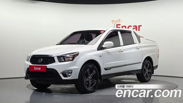 KGM KORANDO SPORTS 2015 — 179 594 км, белый, Корея — под ключ — фото 1