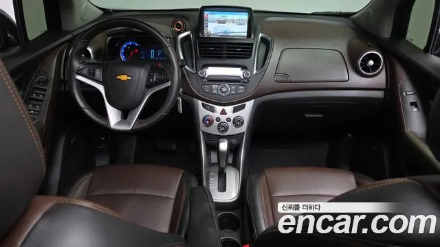 CHEVROLET TRAX 2016 — 90 947 км, чёрный, Корея — под ключ — фото 7