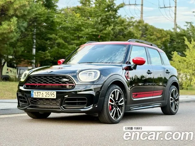 MINI COOPER S COUNTRYMAN 2024 — 35 076 км, чёрный, Корея — под ключ — фото 1