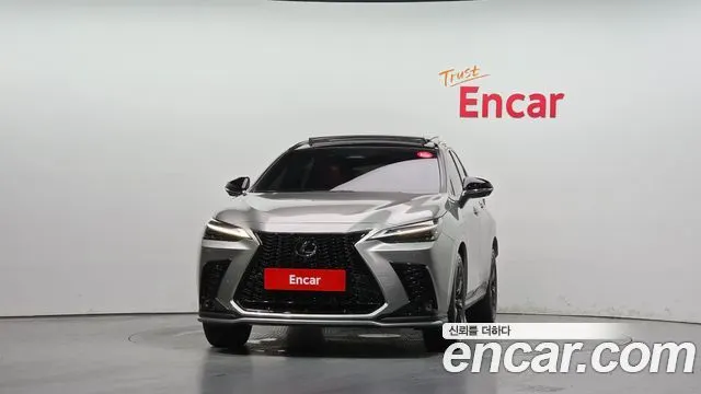LEXUS NX450H+ 2025 — 20 071 км, серебристо-серый, Корея — под ключ — фото 3