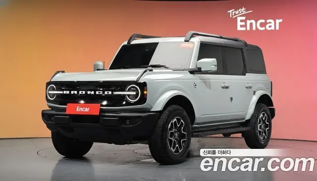 FORD BRONCO 2023 — 30 759 км, серебристо-серый, Корея — под ключ — фото 2