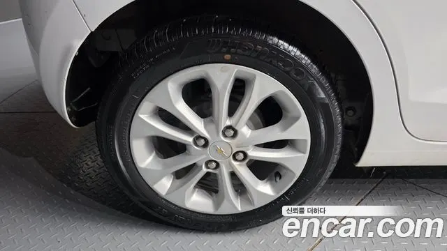 CHEVROLET SPARK 2021 — 20 786 км, белый, Корея — под ключ — фото 5
