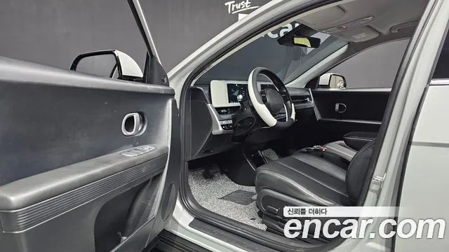 HYUNDAI IONIQ 5 2024 — 27 766 км, серебристо-серый, Корея — под ключ — фото 10