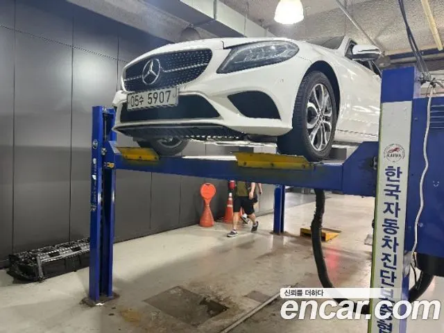 MERCEDES-BENZ C-CLASS W205 — из Кореи под ключ