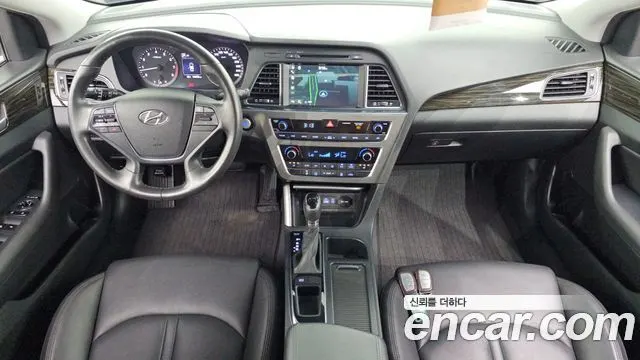 HYUNDAI SONATA 2017 — 108 068 км, серебристо-серый, Корея — под ключ — фото 7