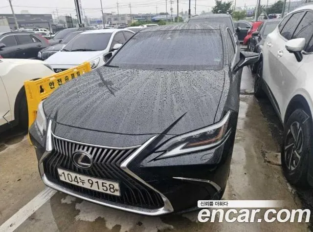 LEXUS ES300H — из Кореи под ключ