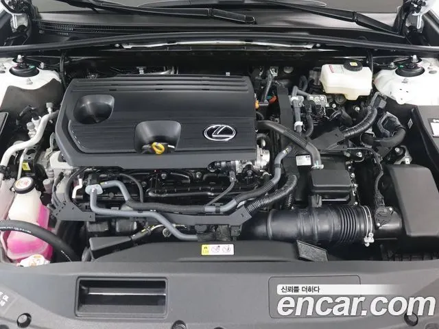 LEXUS ES300H 2026 — 4 563 км, белый-перламутр, Корея — под ключ — фото 6