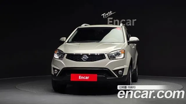 KGM KORANDO C 2014 — 137 295 км, белый-перламутр, Корея — под ключ — фото 3