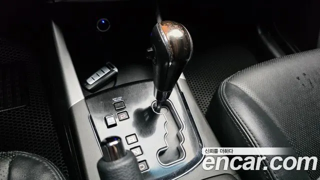 KGM KORANDO C 2014 — 137 295 км, белый-перламутр, Корея — под ключ — фото 9