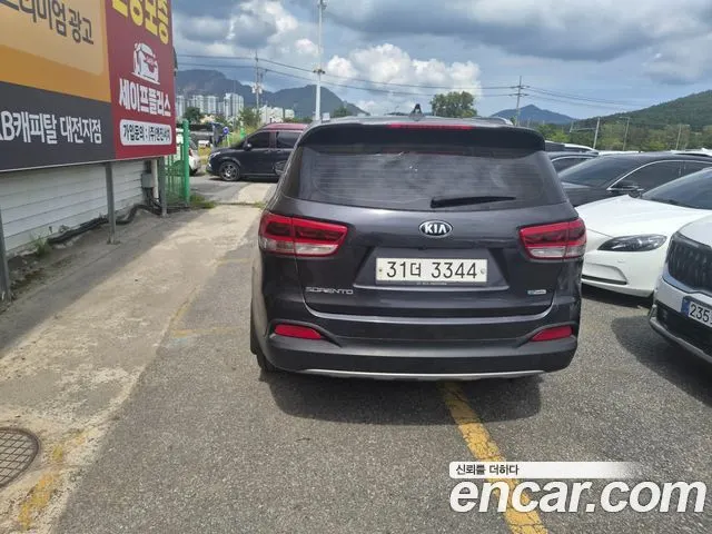 KIA SORENTO 2017 — 162 000 км, серый, Корея — под ключ — фото 6