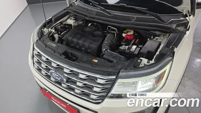 FORD EXPLORER 2017 — 125 552 км, белый, Корея — под ключ — фото 6